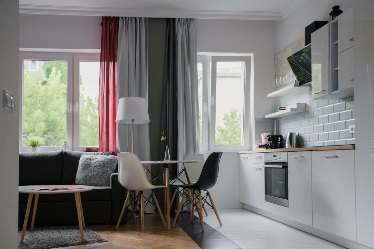 Aski Hoza Apartment Варшава Екстер'єр фото