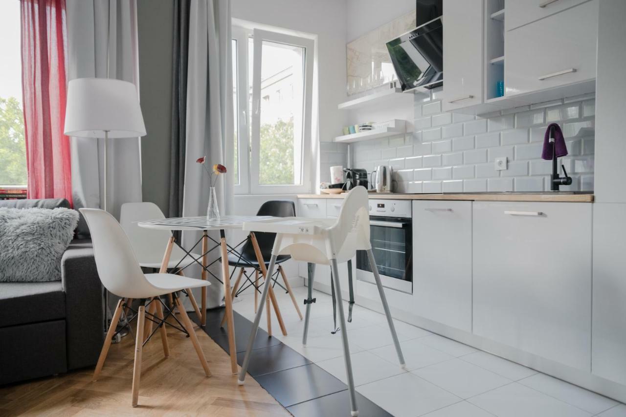Aski Hoza Apartment Варшава Екстер'єр фото