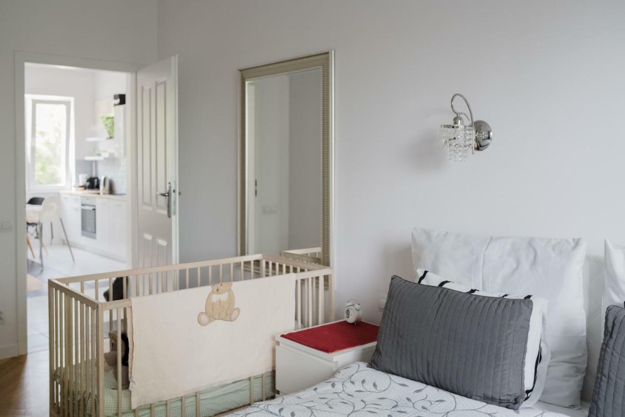 Aski Hoza Apartment Варшава Екстер'єр фото